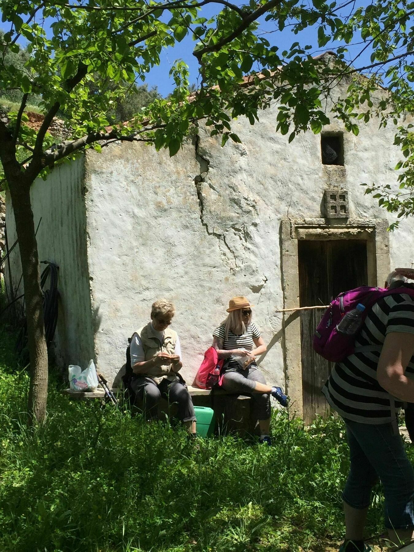 Thronos Aravanes מראה חיצוני תמונה